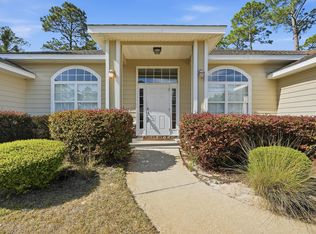 6556 Lansford St, Navarre, FL 32566