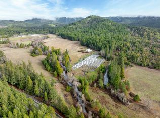 1491 Draper Valley Rd, Selma, OR 97538