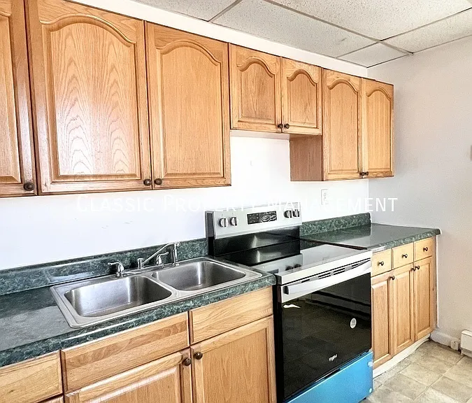 1832 W 3rd St — Photo 11
