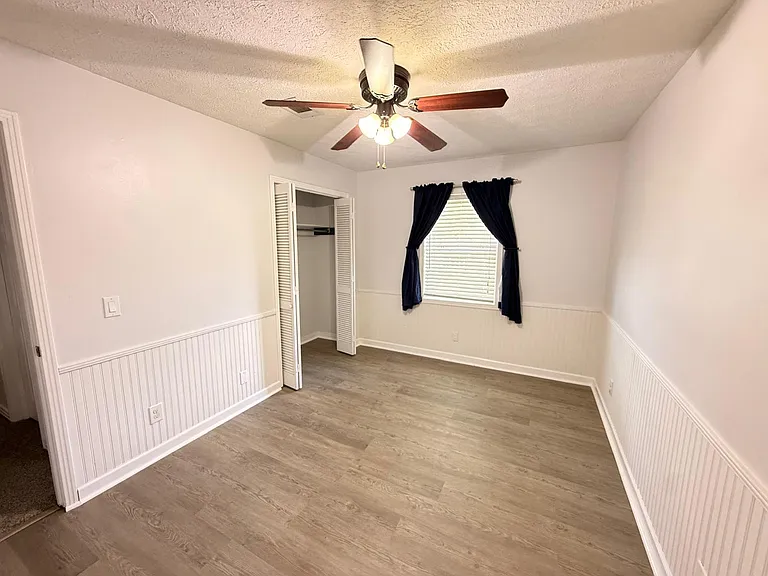 217 Cedar Dr — Photo 10