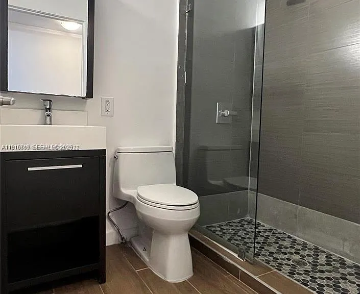 1611 Meridian Ave #104 — Photo 5