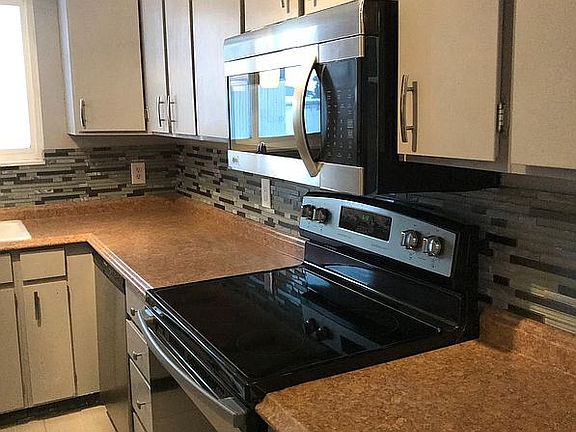 4th image of 1538 S Falcon Dr