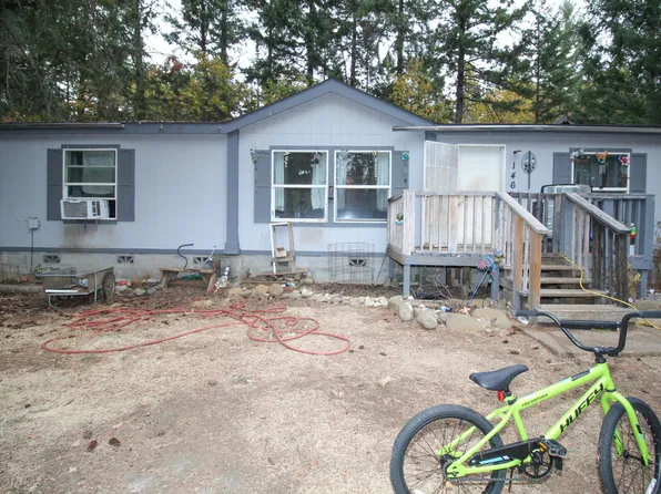 146 Enchanted Way, Cave Junction, OR 97523