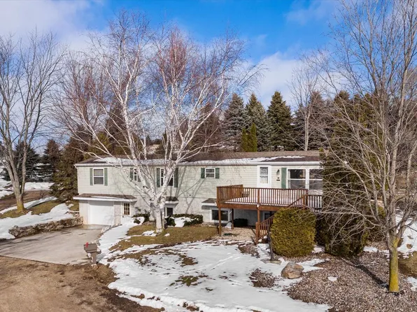 W2478 Kiel ROAD, New Holstein, WI 53061