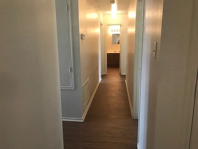 1045 Cavern Dr — Photo 17