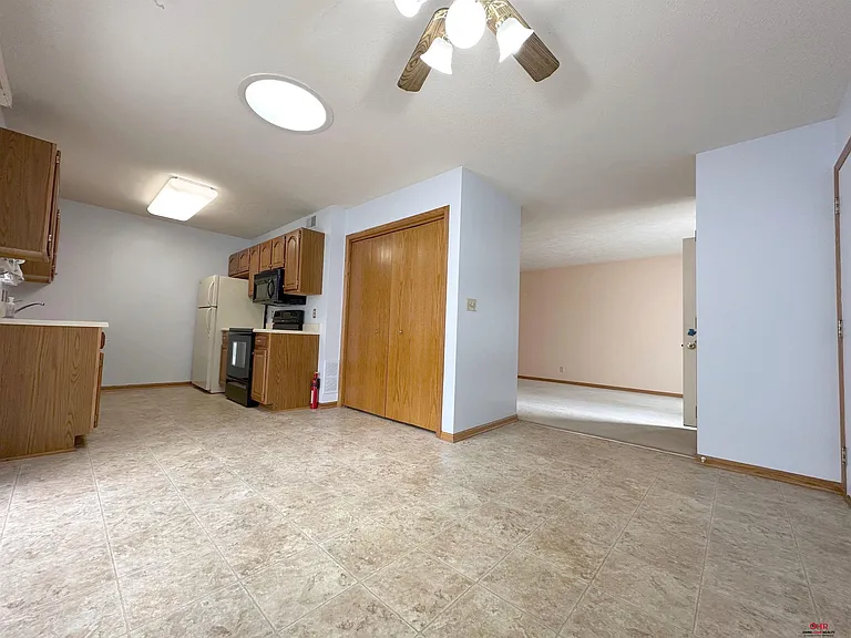 4114 N 7th St — Photo 16