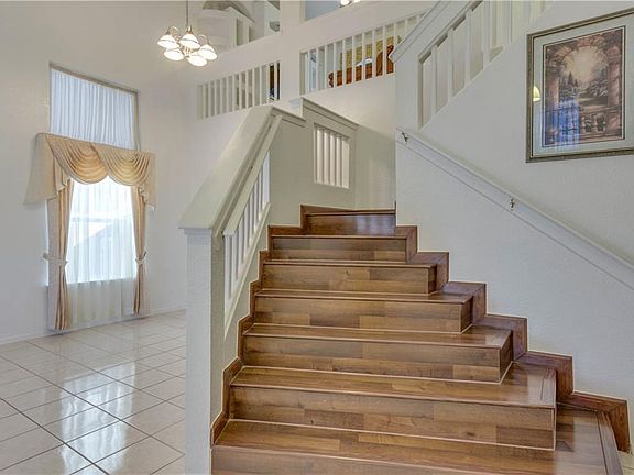 3rd image of 12324 Lucy Acosta Way