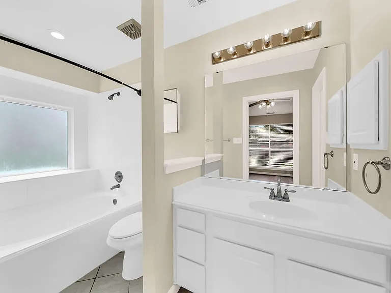 7063 Gentle Breeze Dr — Photo 18