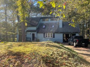 5116 Iroquois St, Tobyhanna, PA 18466