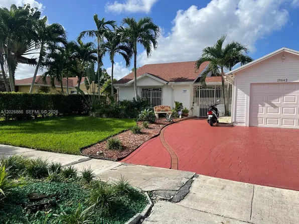 19642 NW 59th Pl, Hialeah, FL 33015
