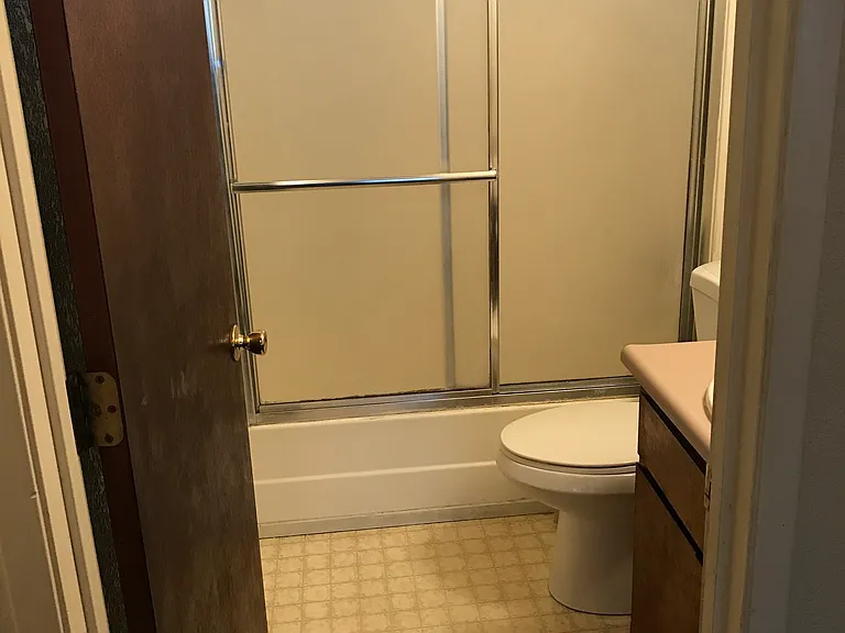632 Walnut St #3 — Photo 4