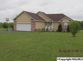 10414 County Road 72, Fyffe, AL 35971
