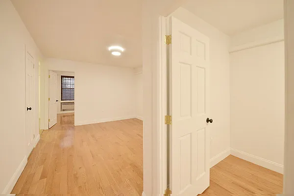 Rented by Brick Real Estate | media 19