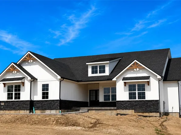 7721 Callamere Farms Dr, Huber Heights, OH 45424