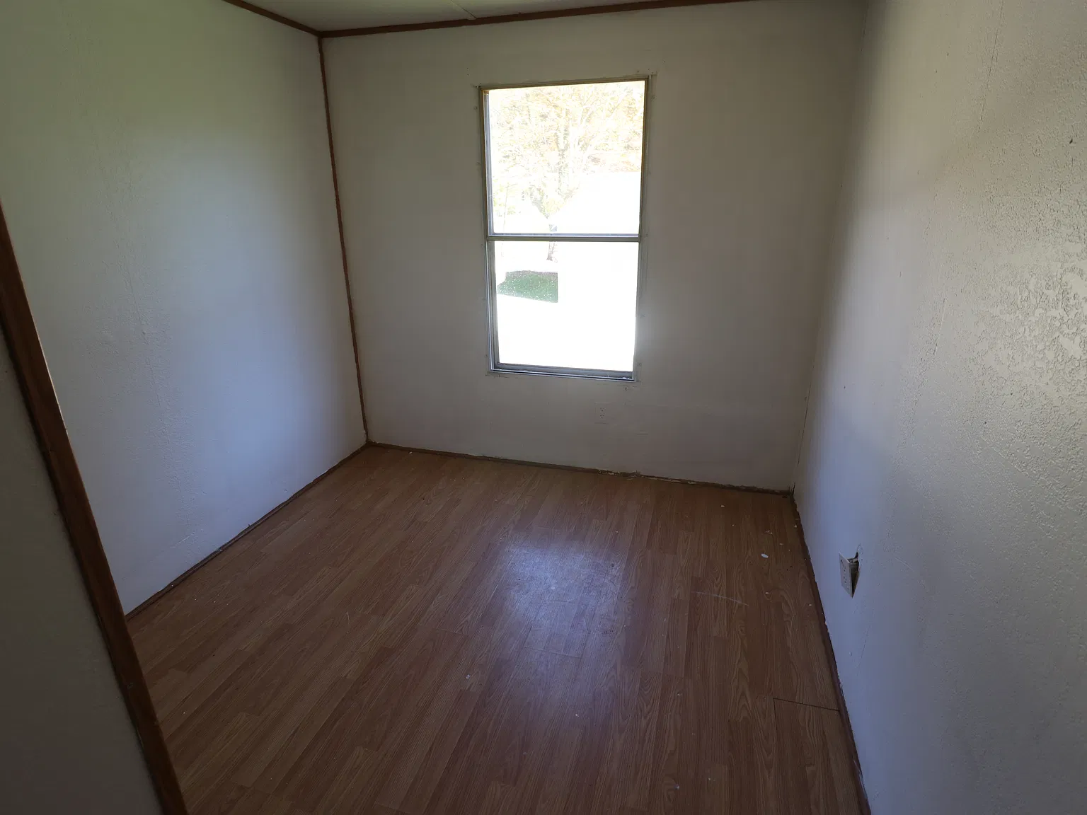 3 bed, 1391 sqft, $850 — Photo 4