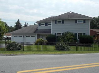 7 Godfrey Ln, Hollidaysburg, PA