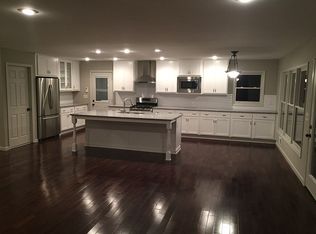 1545 Mayfield Rd, Alpharetta, GA 30009