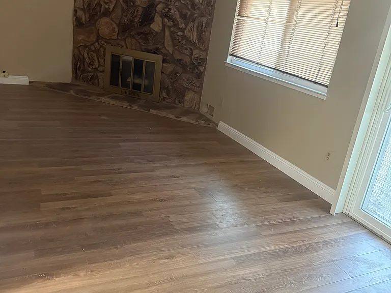 5005 Village Wood Dr — Photo 10