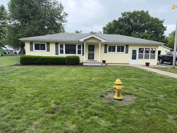 2426 S 10th St, Terre Haute, IN 47802