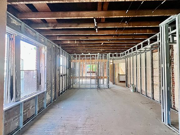 4th image of 5132 Palm St