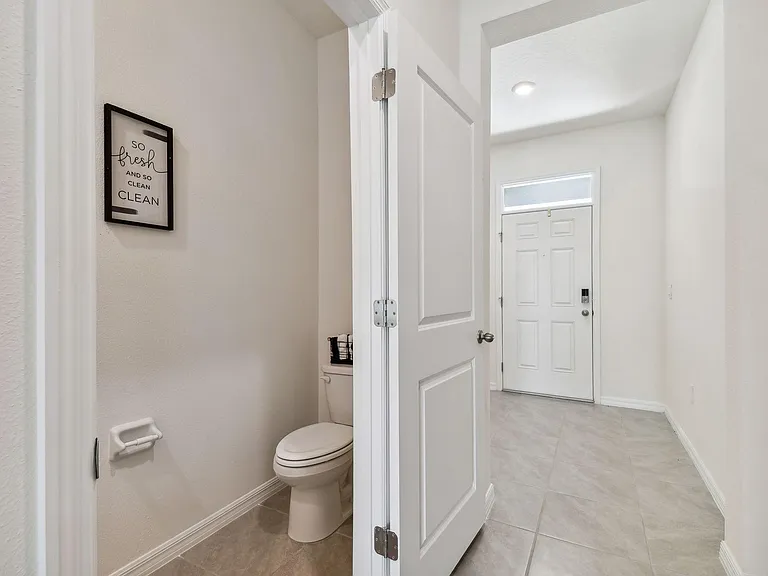 32935 Regent Canal St — Photo 15