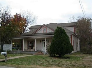 400 S Wilson St, Kaufman, TX 75142