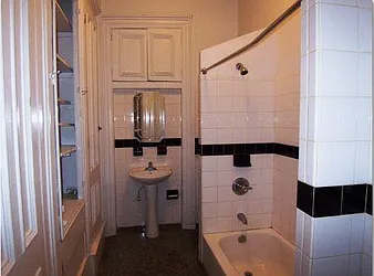 Rented by R New York