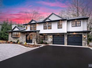 54 Hickory Ln, Closter, NJ 07624