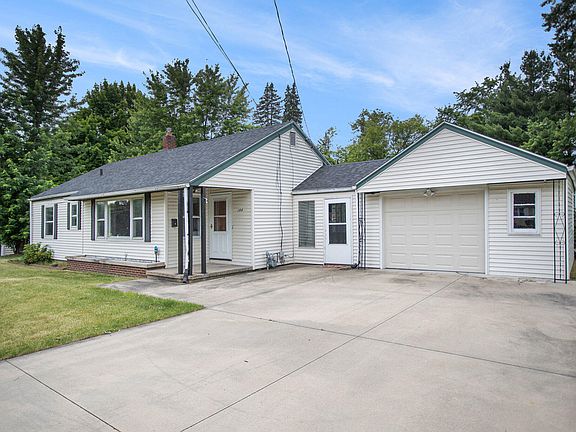 2nd image of 144 Leland Dr N
