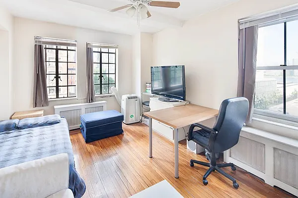 Sold by Compass | media 1