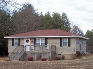 3333 Price House Rd, Woodruff, SC 29388