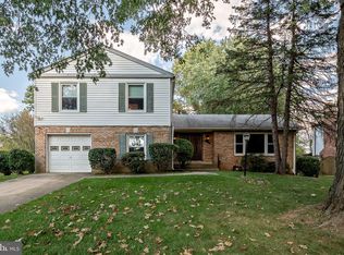 14809 Rocking Spring Dr, Rockville, MD 20853