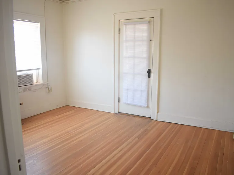 1414 N Piedras St — Photo 6