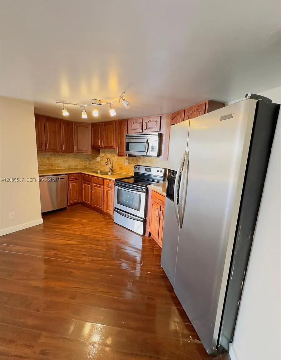 Oceanview Park Condo — Photo 1