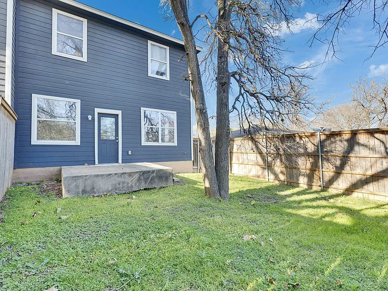 3201 Jack Cook Dr #A — Photo 24