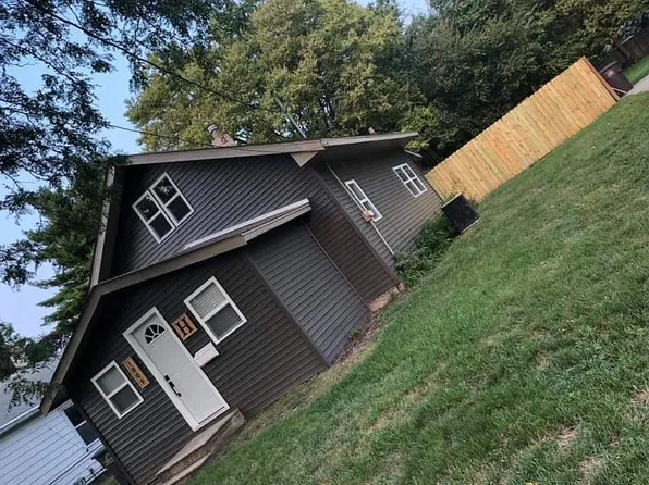 1809 E 27th St, Des Moines, IA 50317