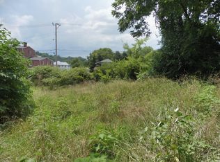 7-13 Brunswick St, Kingsport, TN 37660