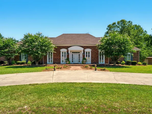 906 County Road 8, Stringer, MS 39481