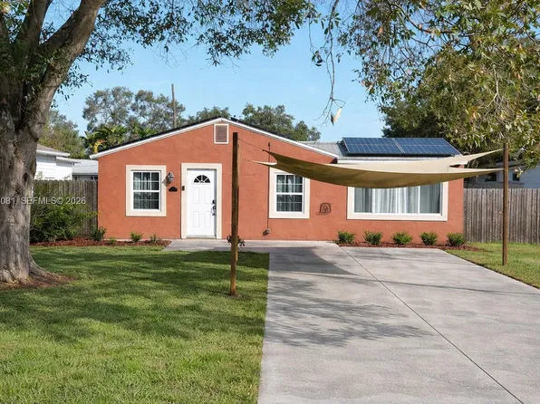 5613 19th Ave S, Gulfport, FL 33707