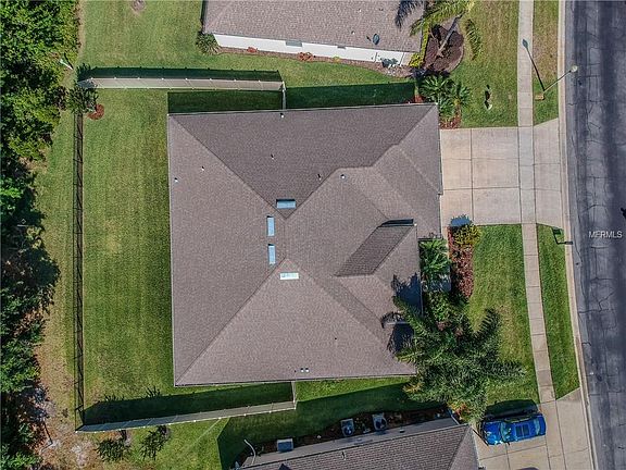 4th image of 2632 Treymore Dr