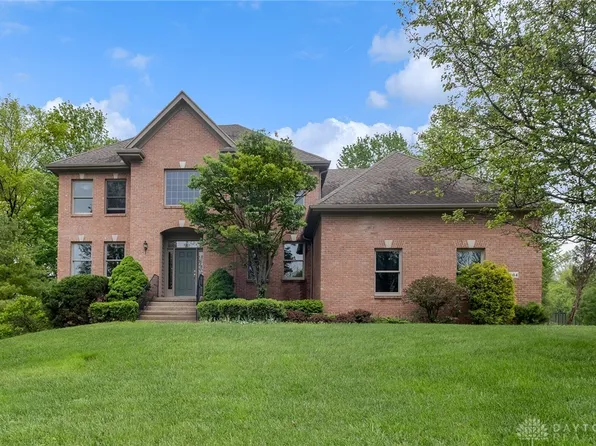 404 Aspen Trl, Dayton, OH 45430