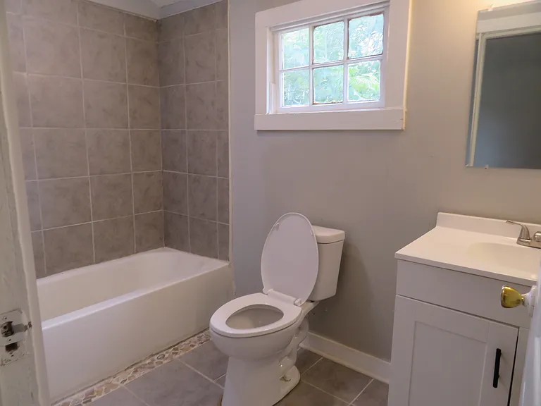 516 Hudgens St — Photo 8