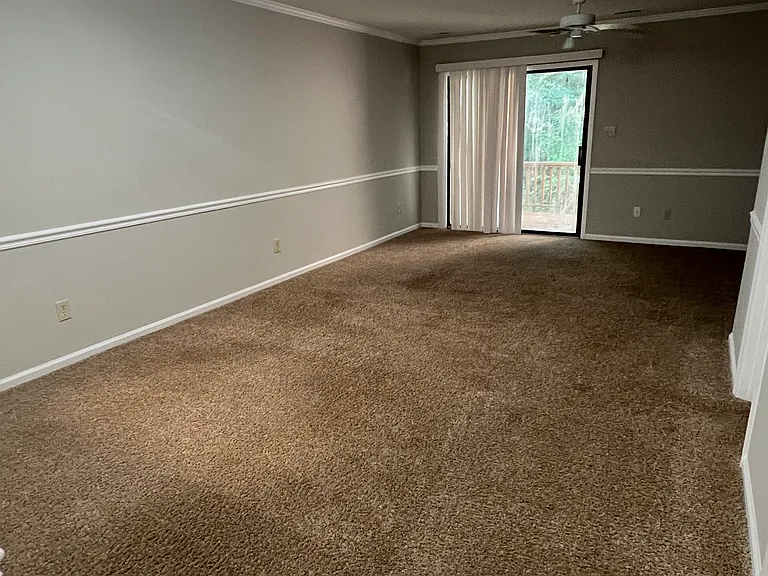 1007 Timber Dr #C — Photo 3