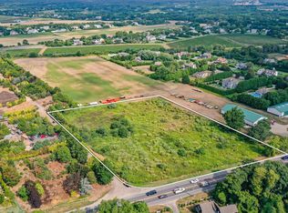 99 Montauk Hwy, Southampton, NY 11968