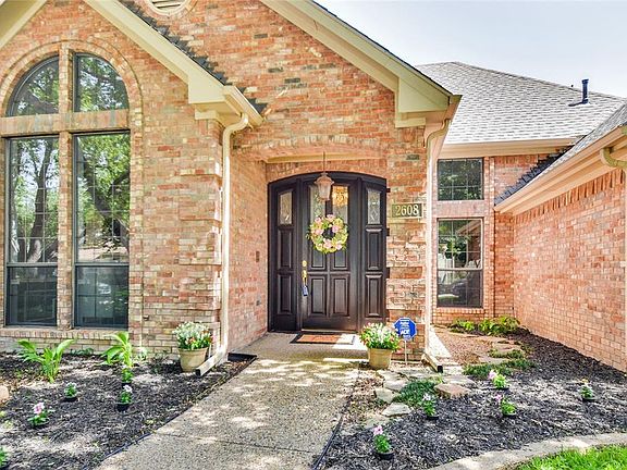3rd image of 2608 Cobre Valle Ln