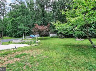 1209 Jackson Square Rd, Spring Grove, PA 17362