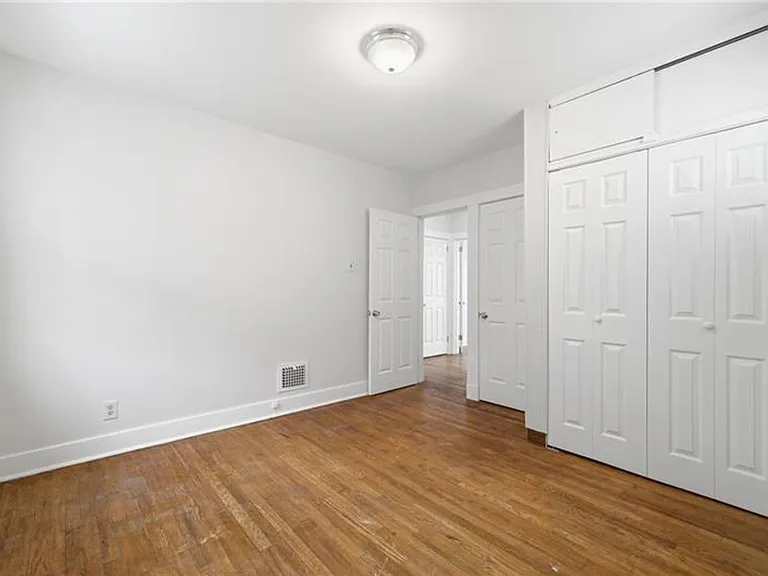 2721 Pyramid Ave — Photo 17