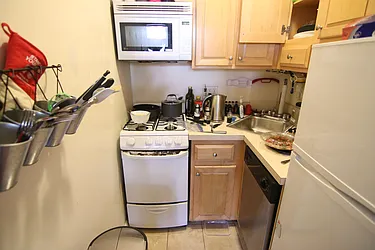 Rented by Guidance Realty Corp.