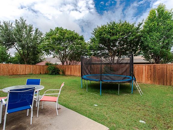 4th image of 505 Saddlehorn Dr
