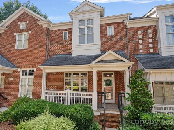 4708 S Hill View Dr, Charlotte, NC 28210